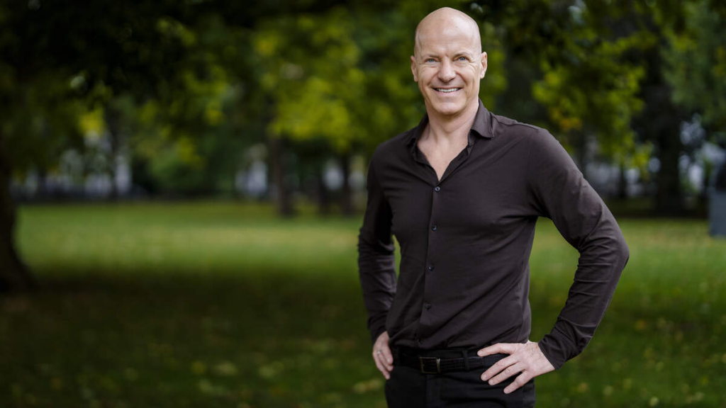 - wp header logo 302